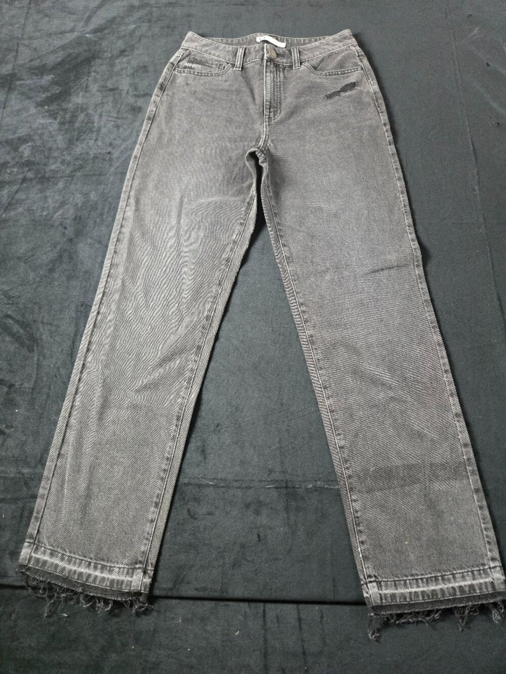 SO Goods for Life 9/29W Gray High Rise Straight Jeans Distressed Raw Hem